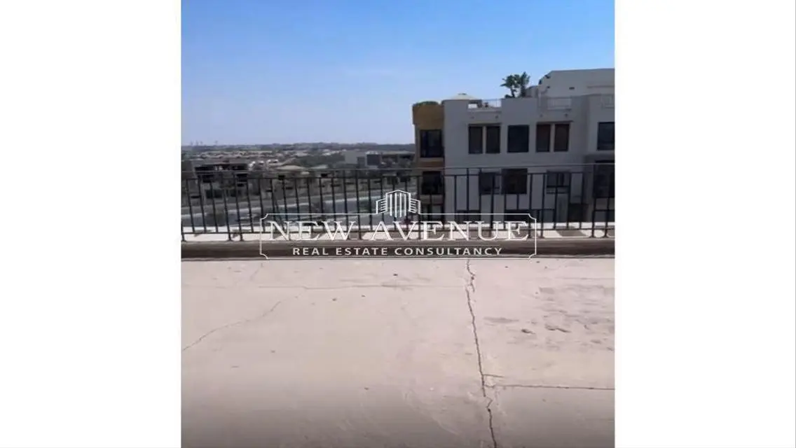 Roof Duplex In Eastown in Sodic New cairo