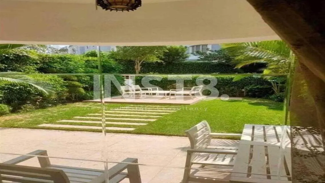 Lowest price, Luxury villa for sale in Hyde Park