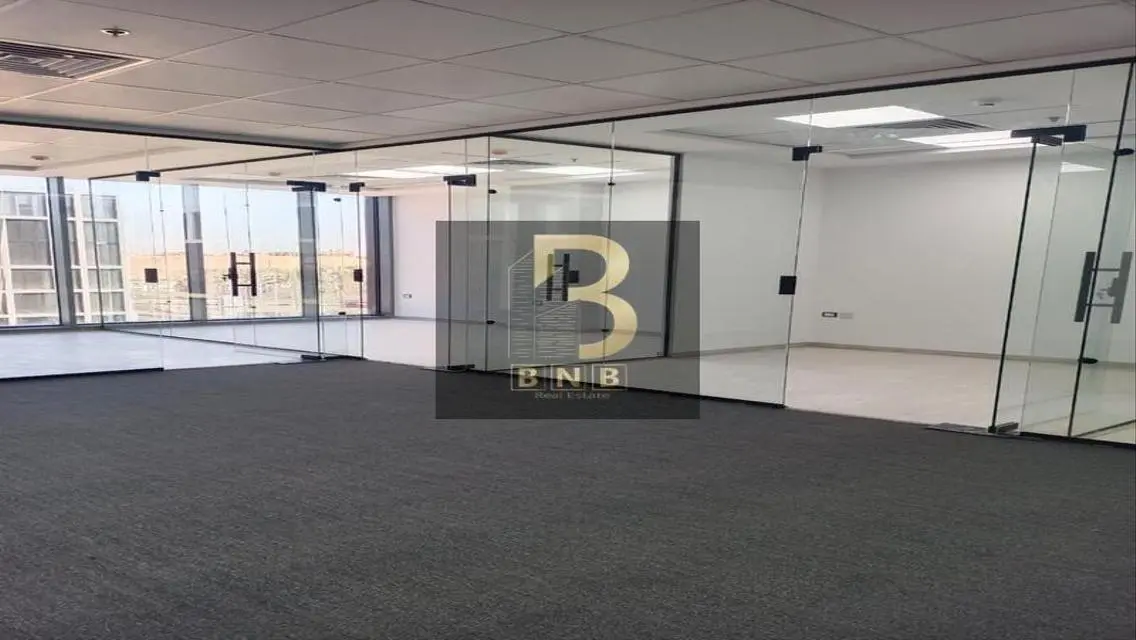 Fully Finished Admin 214m in CFC New Cairo