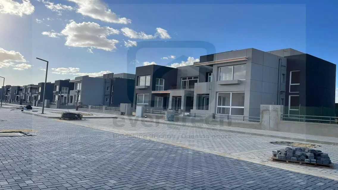 شقة بجاردن استلام فورى فى كيان مقدم25% قسط على4س
