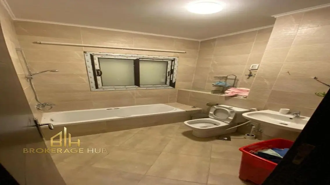 furnished Mazzonette 200 SQM for-rent-in Hyde Park