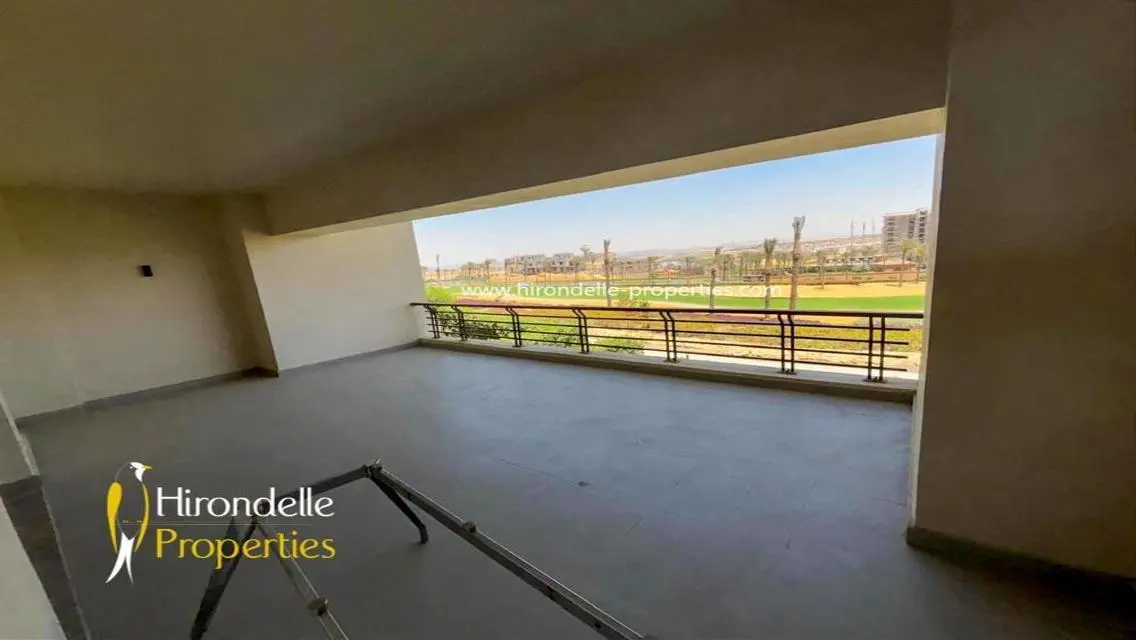 Duplex for Rent at The Fourteen Golf Residences