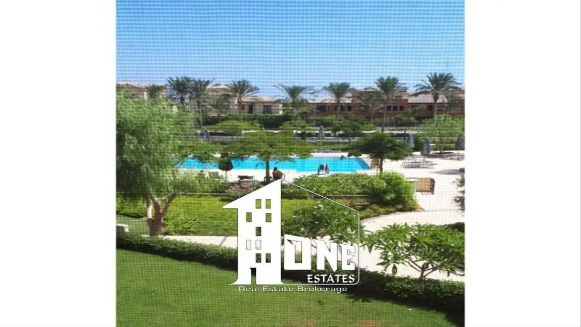 Chalet directly on the pool in Catania Marassi