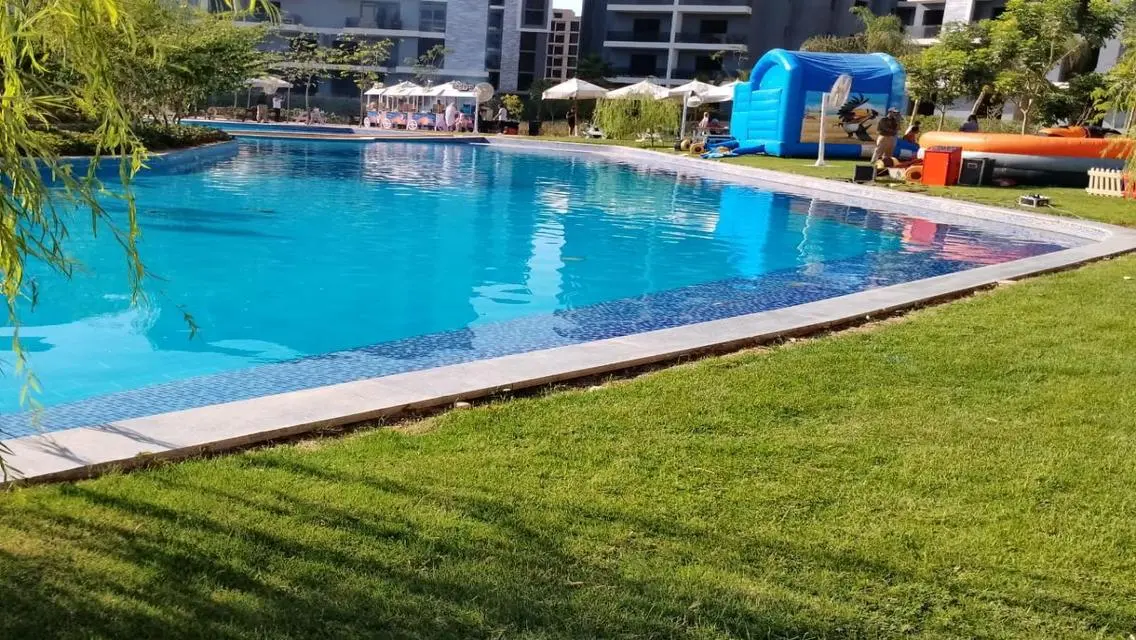 شقة 3غرف و3حمام بالمنطقة السياحية