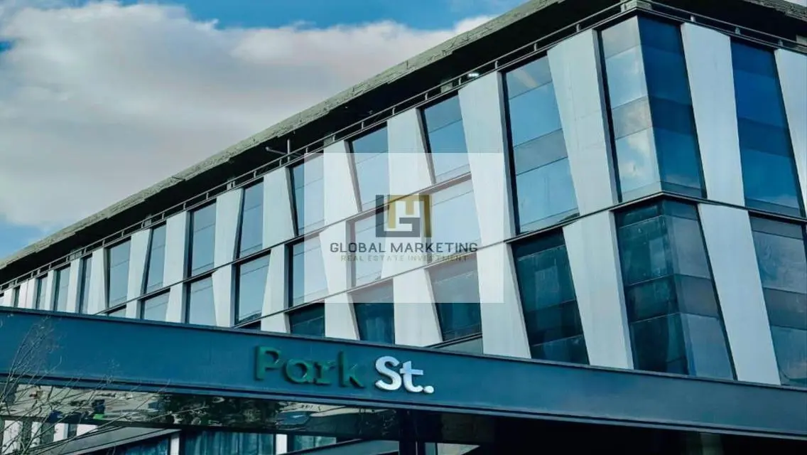 Office 300m for rent in Park St Beside 5A Waterway