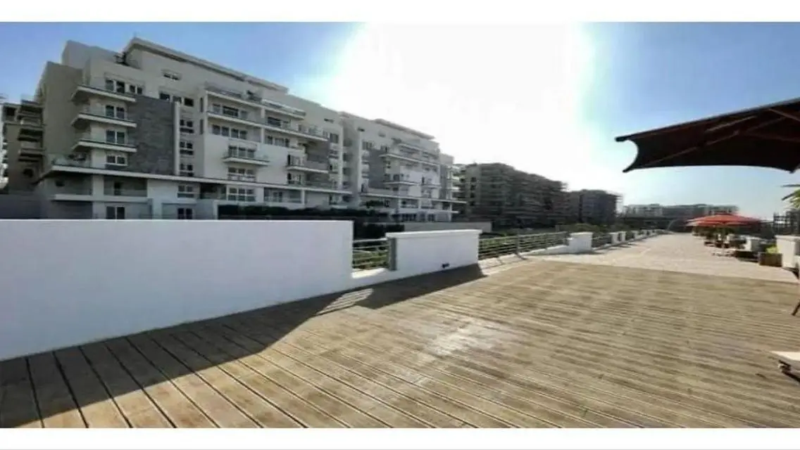 Apartment with garden in Mountain View iCity
