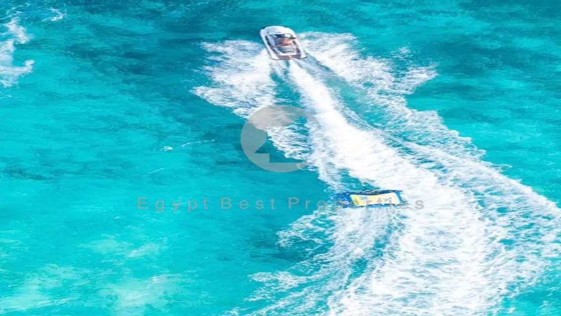 شاليه سوبريور بموقع مميز للبيع في الماظة باي