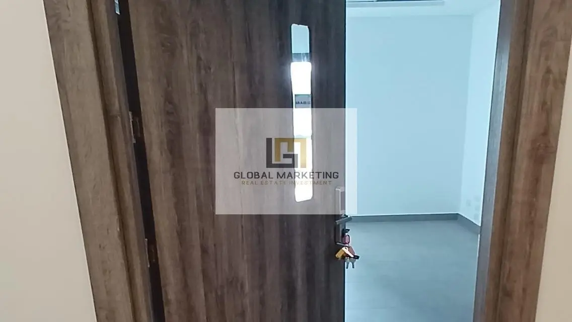 Clinic 150m For Rent Ready to Move in Mivida