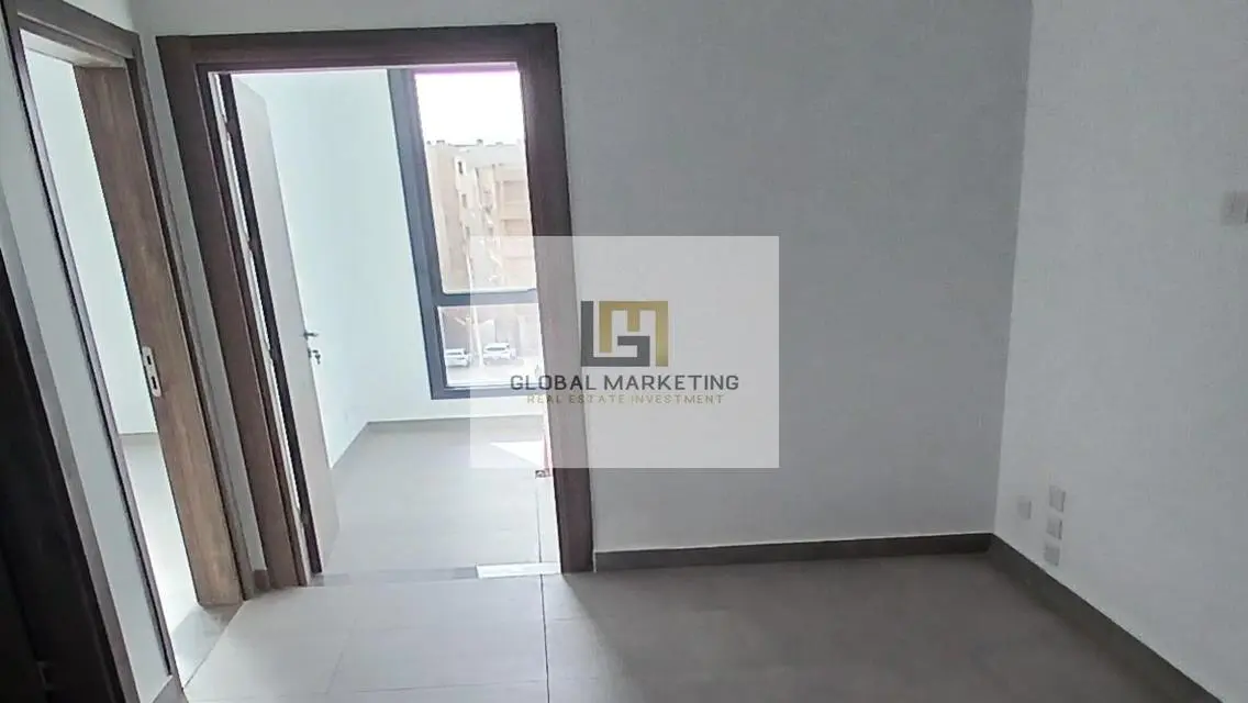 Clinic 150m For Rent Ready to Move in Mivida