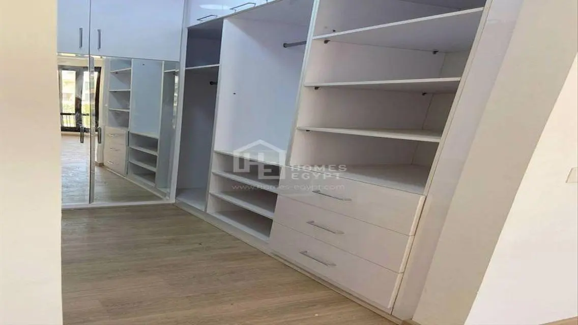 Brand New First Use City Villa for Rent in Westown