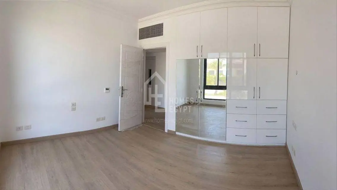 Brand New First Use City Villa for Rent in Westown