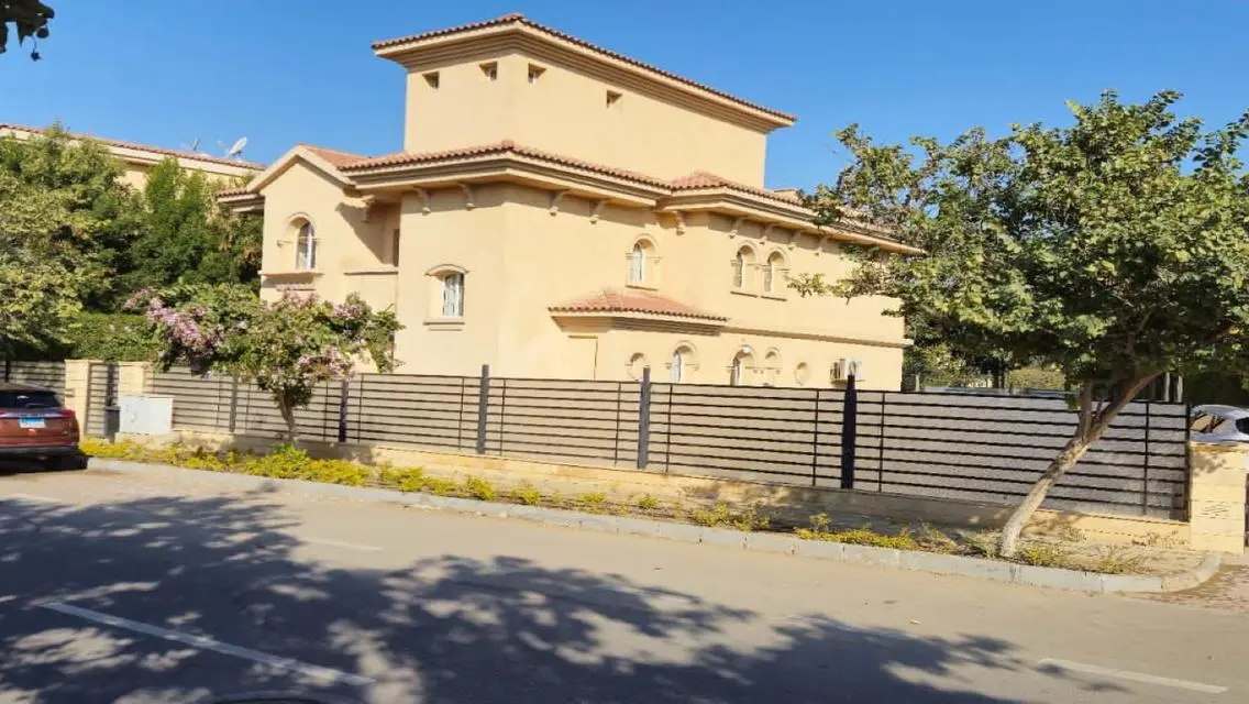 Villa For Rent With Kitchen In MadinatyB2 Model G