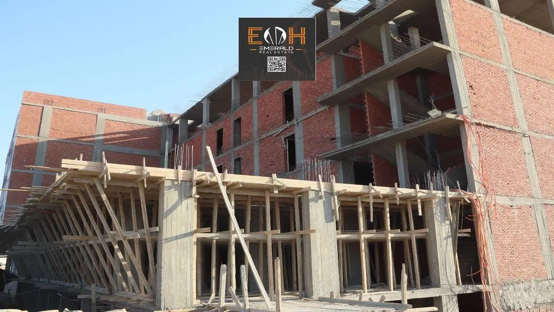 Luxury Property with All Amenities in a Prime Location
