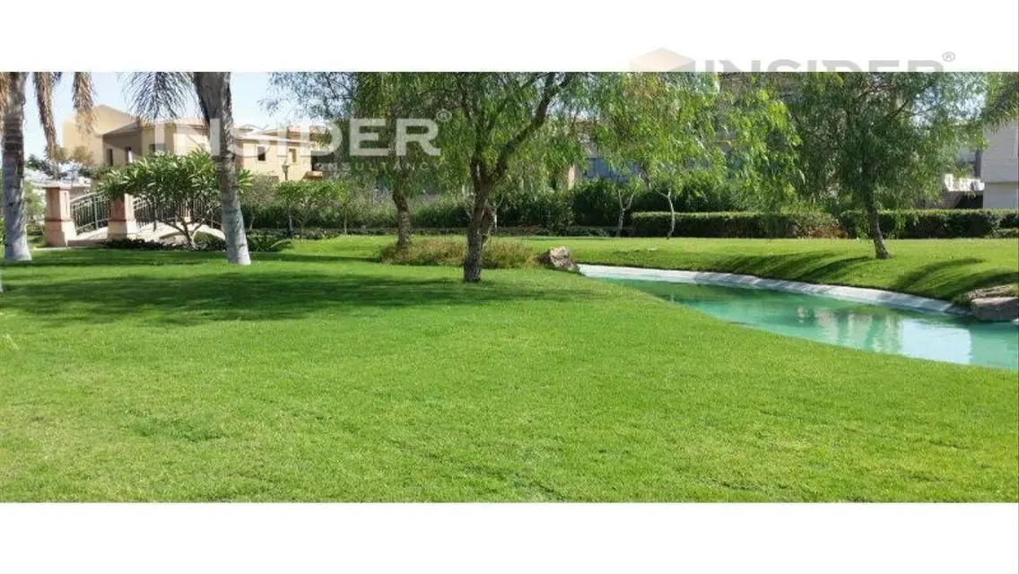 By amazing and open view villa in the Lake view