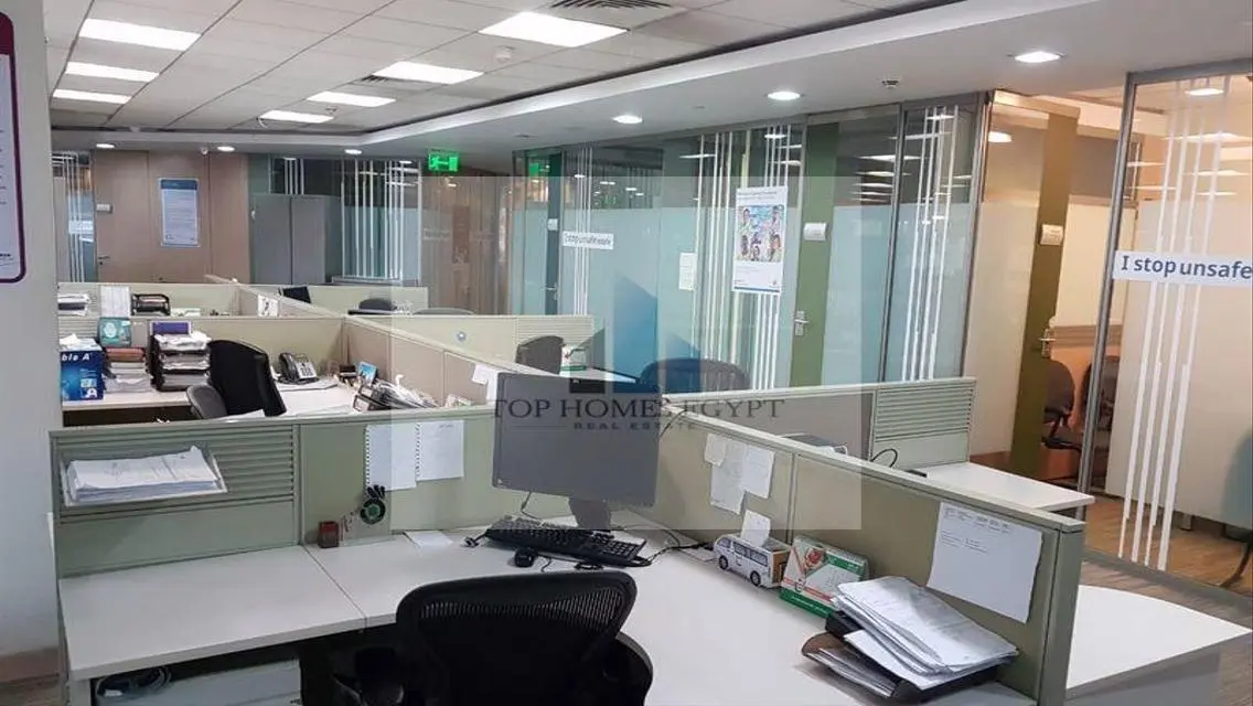 Office for rent 478m finished/ACs in Bank Center