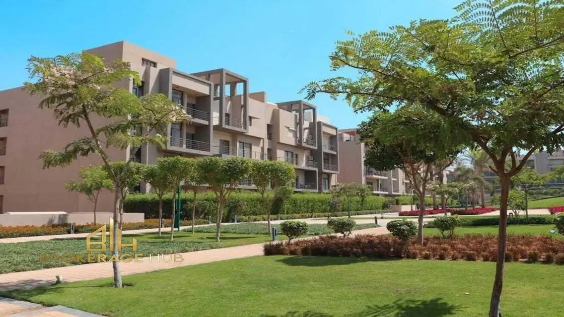 شقة بالتكيفات للايجار في فيفث سكوير المراسم