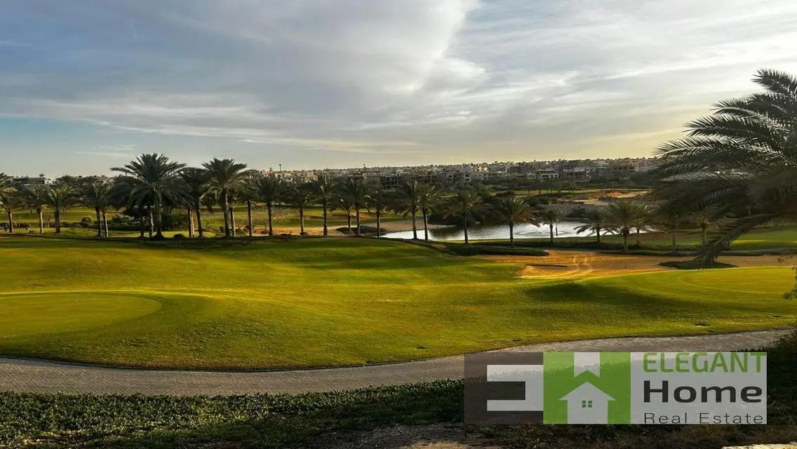 فيلا مستقله بفيو رائع علي الجولف في القطاميه ديونز