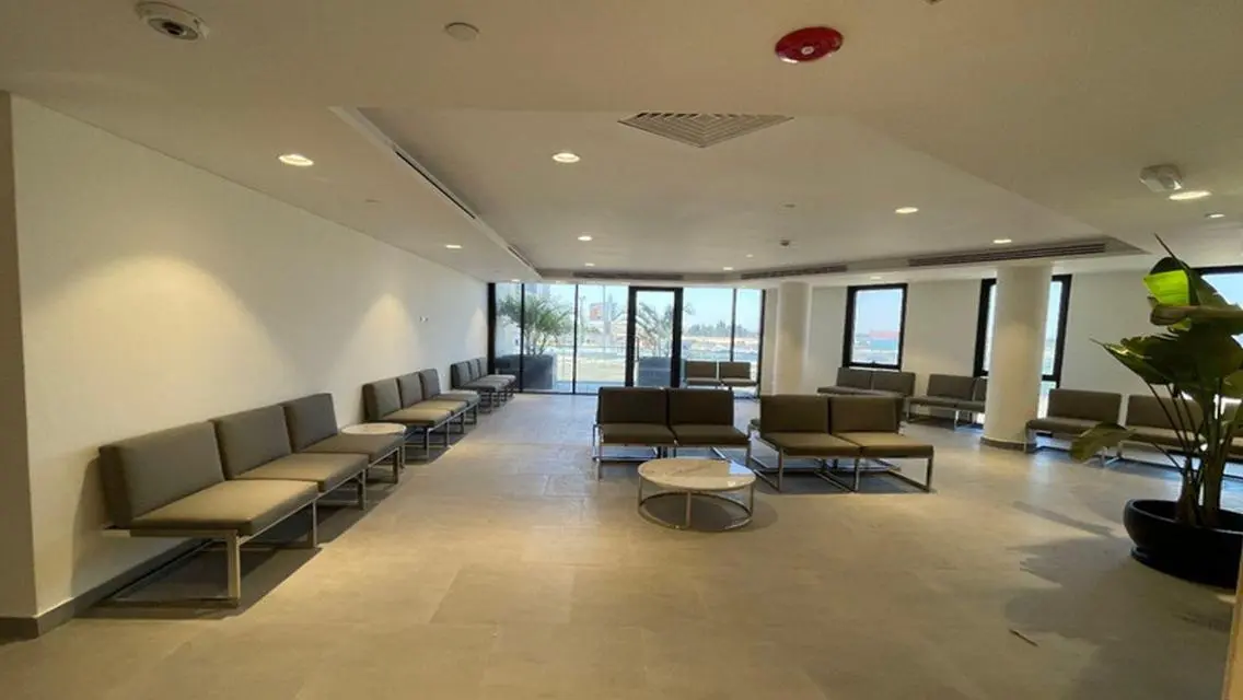 Fully finished + Acs Ready to move clinic in Sodic