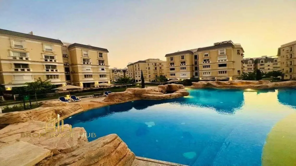 I villa Roof for sale in Mountain View Hyde Park
