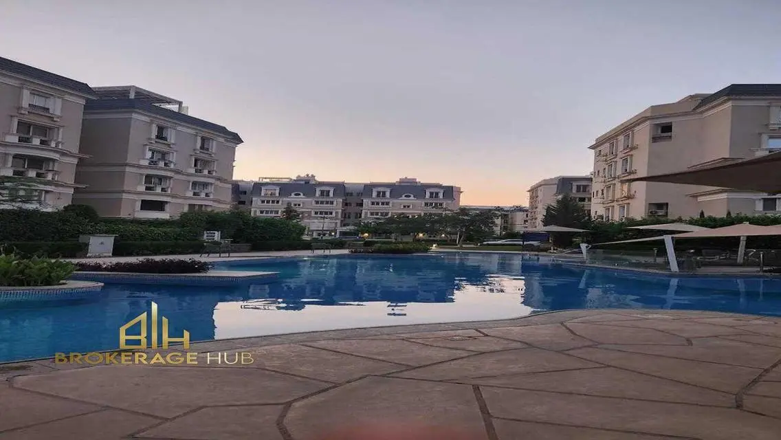 I villa Roof for sale in Mountain View Hyde Park