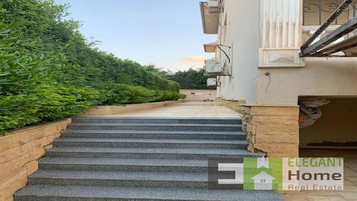 Furnished villa rent at Elshorouk infront of BUE