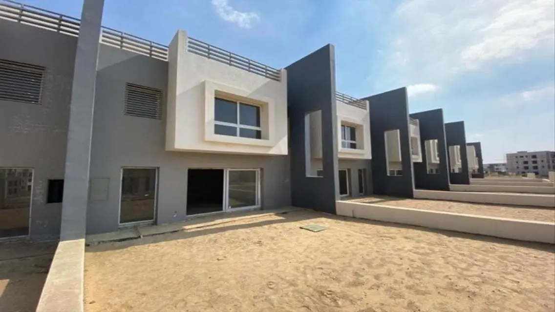 standalone for sale in Hyde park 5% DP over 10Y