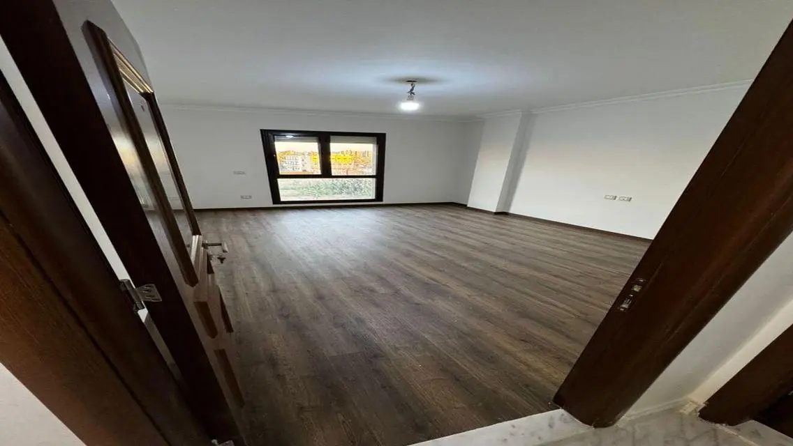 1BED fullyfinished &amp; AC&#39;S  perfect for invest.