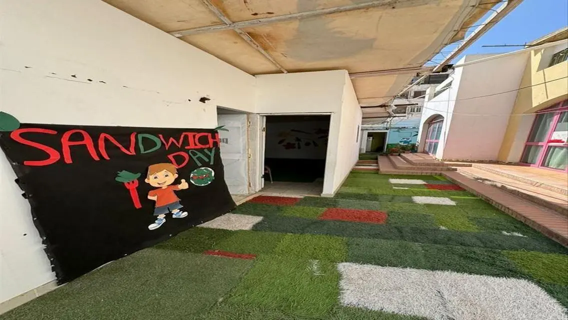 Nursery Licensed with Pool + A/Cs rented 860 m