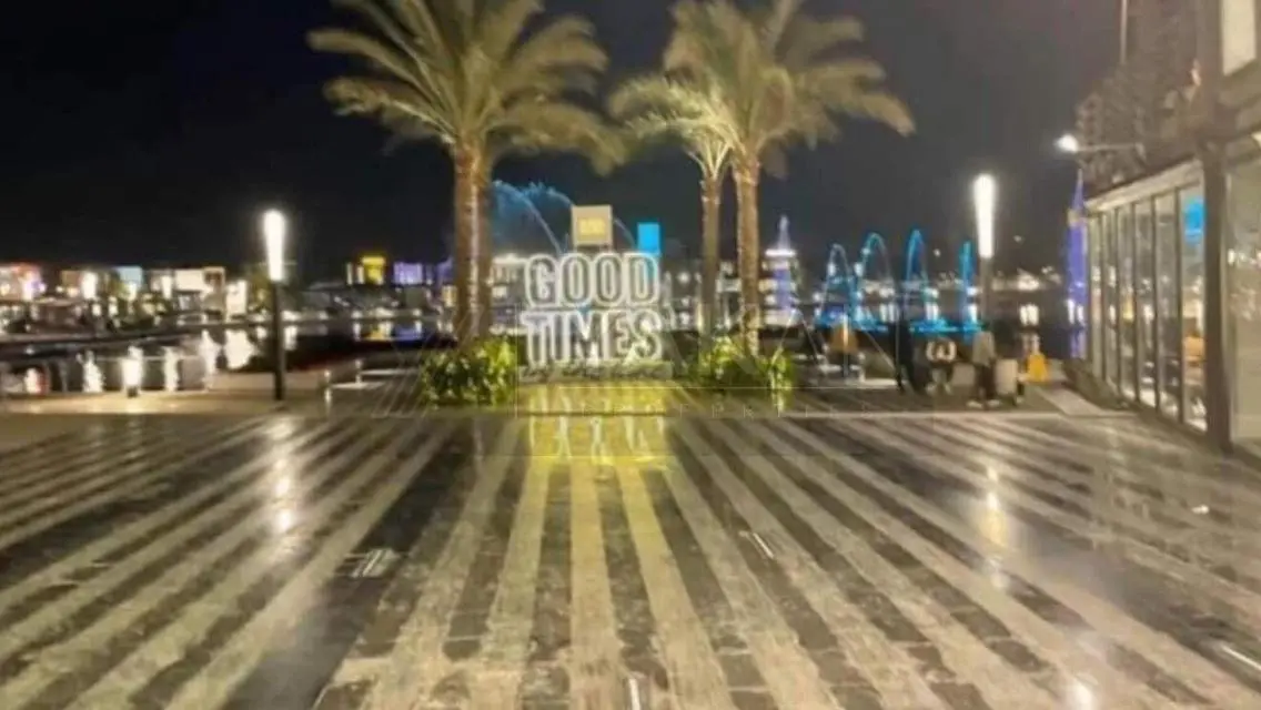 APT217M  FOR SALE IN BOULEVARD - FULLY FURNISHED