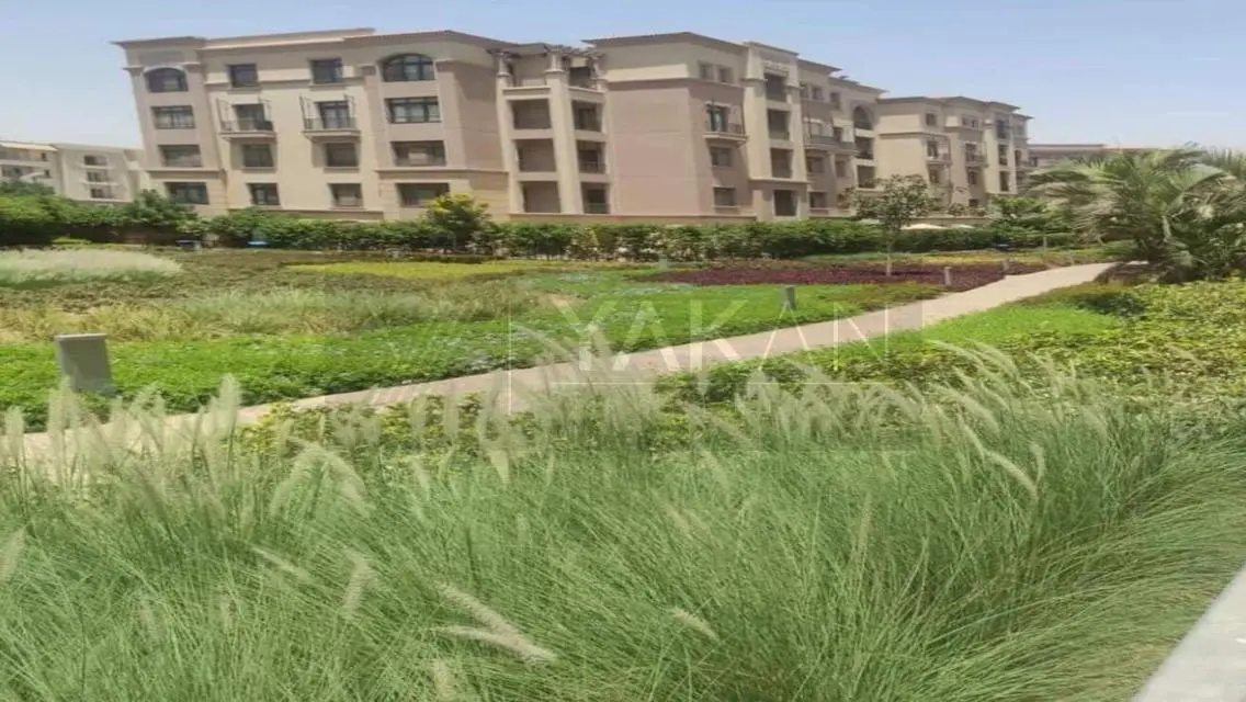 APT217M  FOR SALE IN BOULEVARD - FULLY FURNISHED