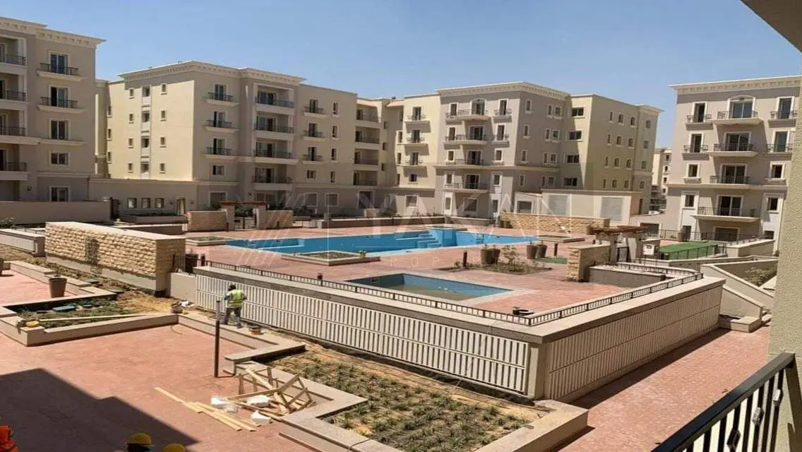 APT217M  FOR SALE IN BOULEVARD - FULLY FURNISHED