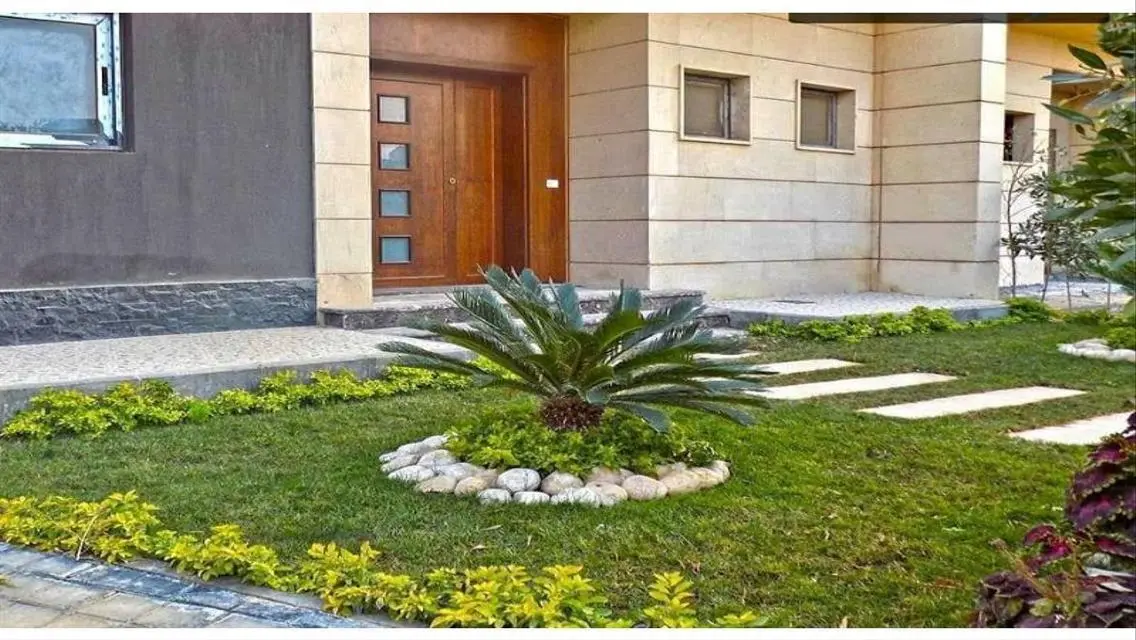 Standalone villa for sale in Hyde Park Compound