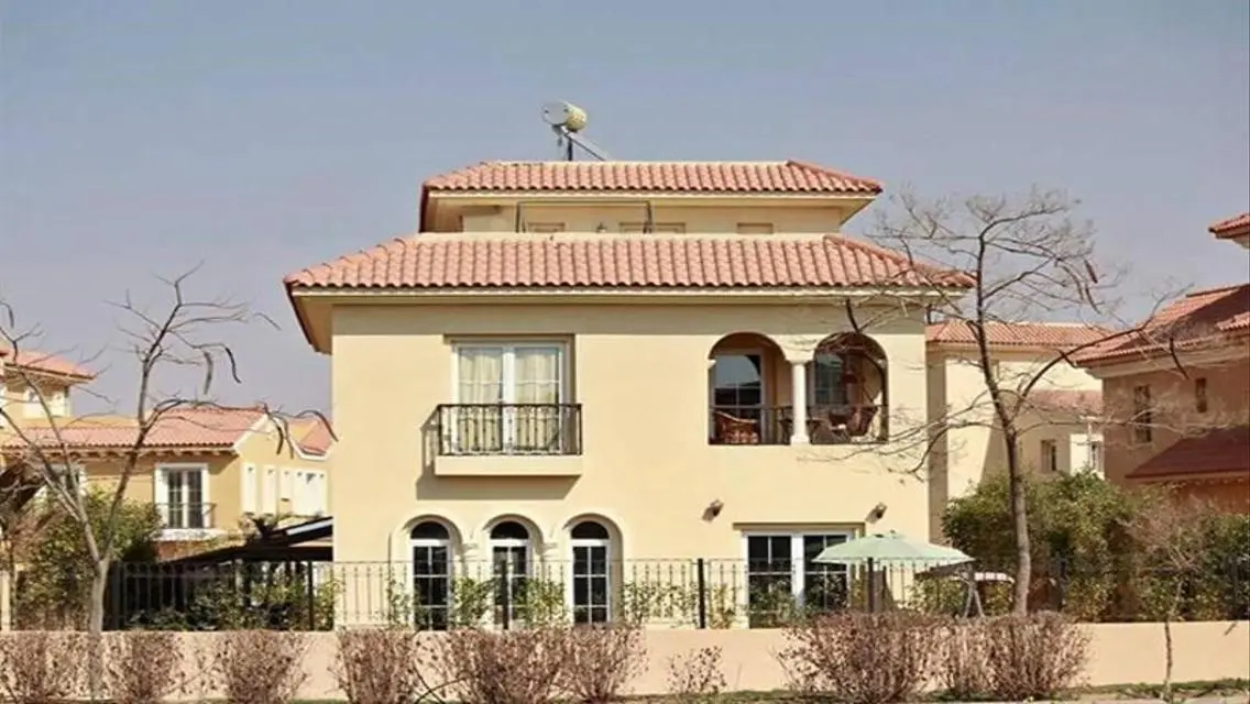 Standalone villa for sale in Hyde Park Compound