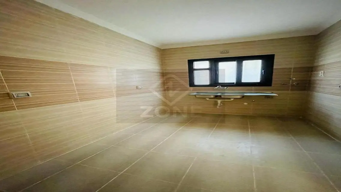 Quiet Corner Office in Madinaty