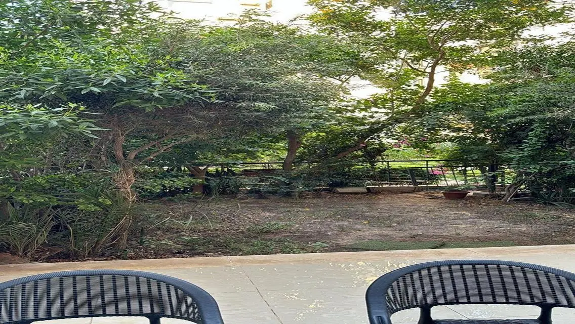 Quiet Corner Office in Madinaty