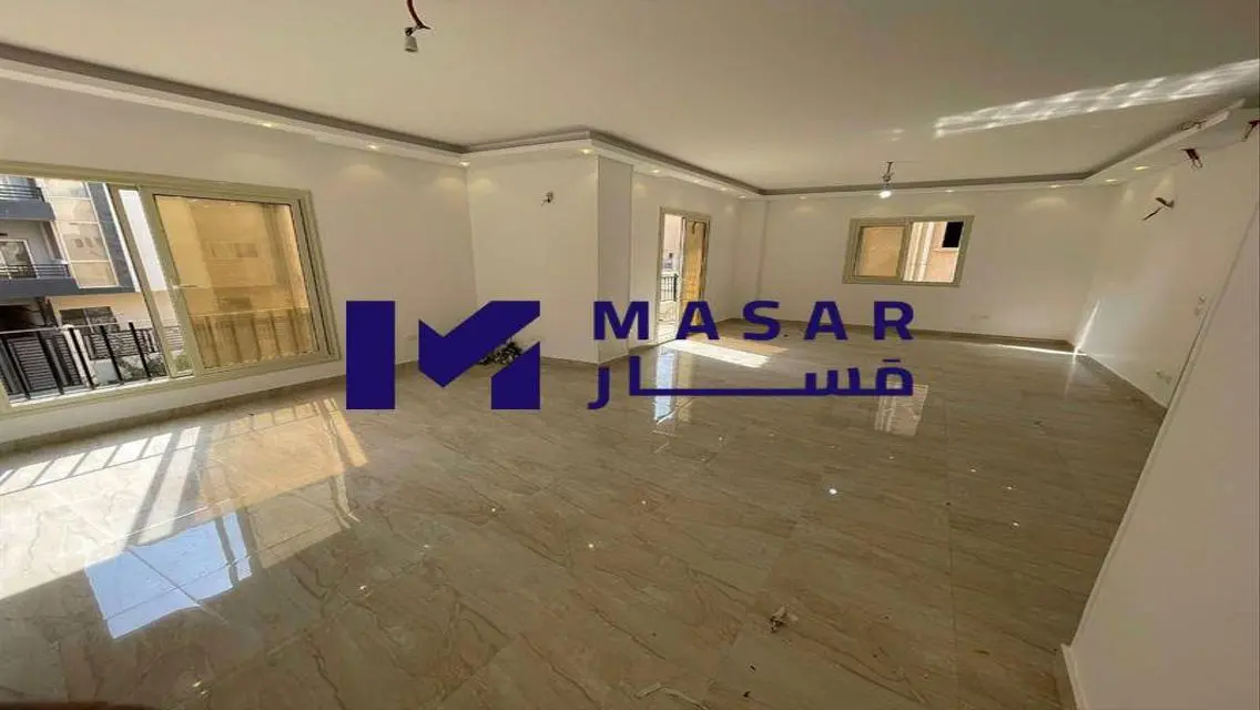 فرصة مميزة للإيجار في واحد من أرقى كمبوندات التجمع