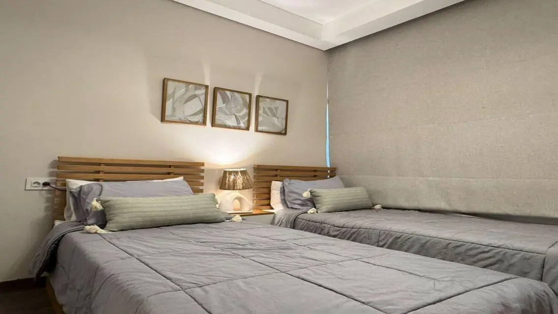 Apartment for rent with distinctive hotel furnitur
