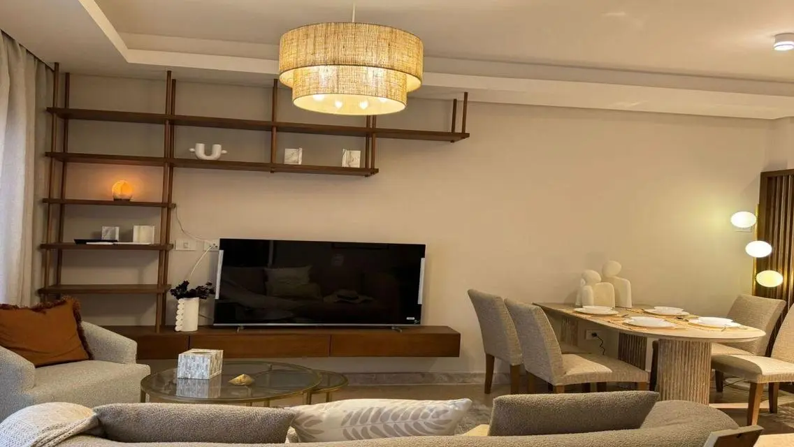 Apartment for rent with distinctive hotel furnitur