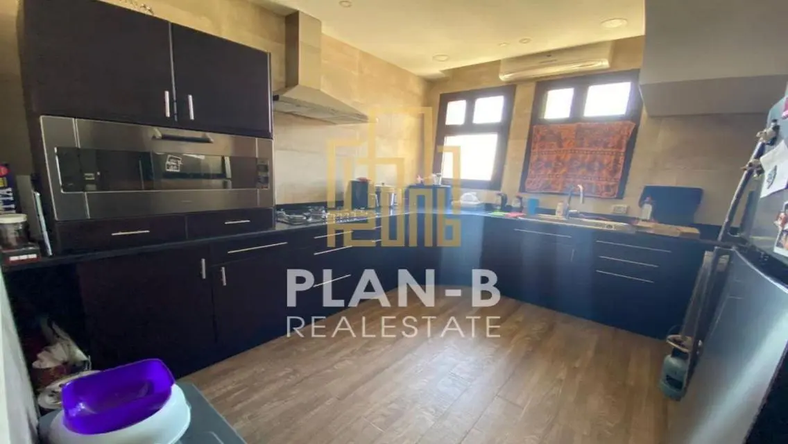 For rent penthouse with internal stairs in Casa