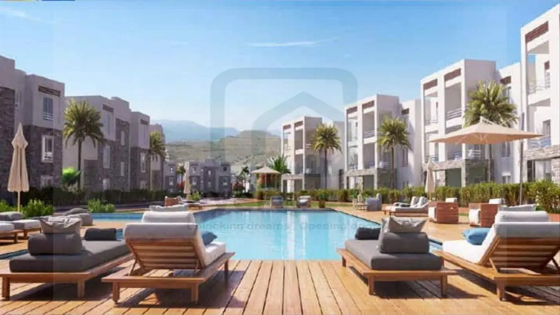 شالية في امواج متشطب فيو لاجون مقدم 5% وقسط ع 8 س