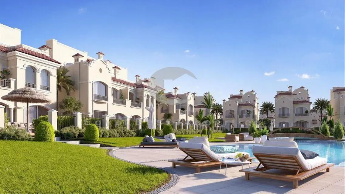 شقة في الجولدن سكوير بمقدم 3% واقساط علي 10 سنين!