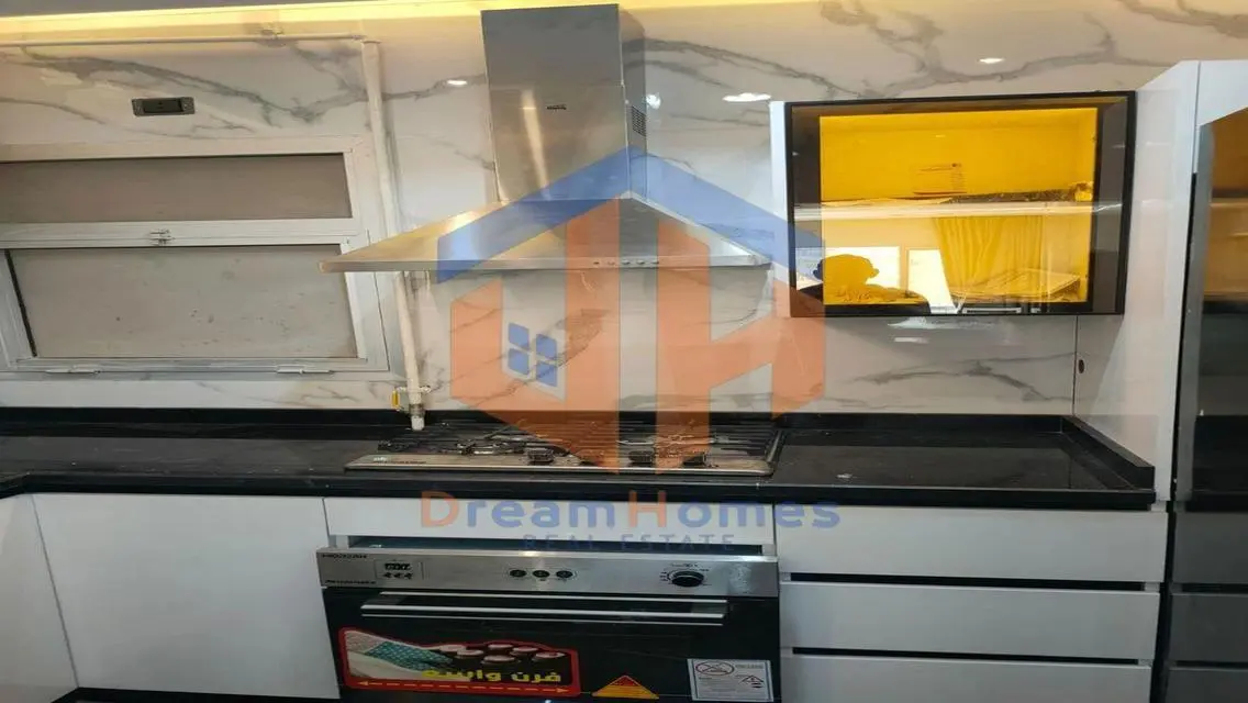 شقة تشطيبات للبيع بالفرش والاجهزة بجوار بوابة 24