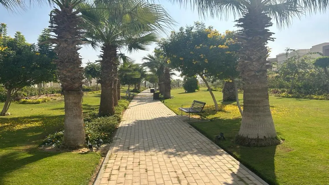 فيلا فاخرة للبيع في 2031 - مساحتها 405 متر