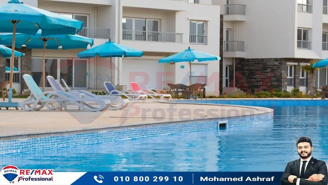 شاليه في قلب راس الحكمه مشروع  sea view بخصم 50 %