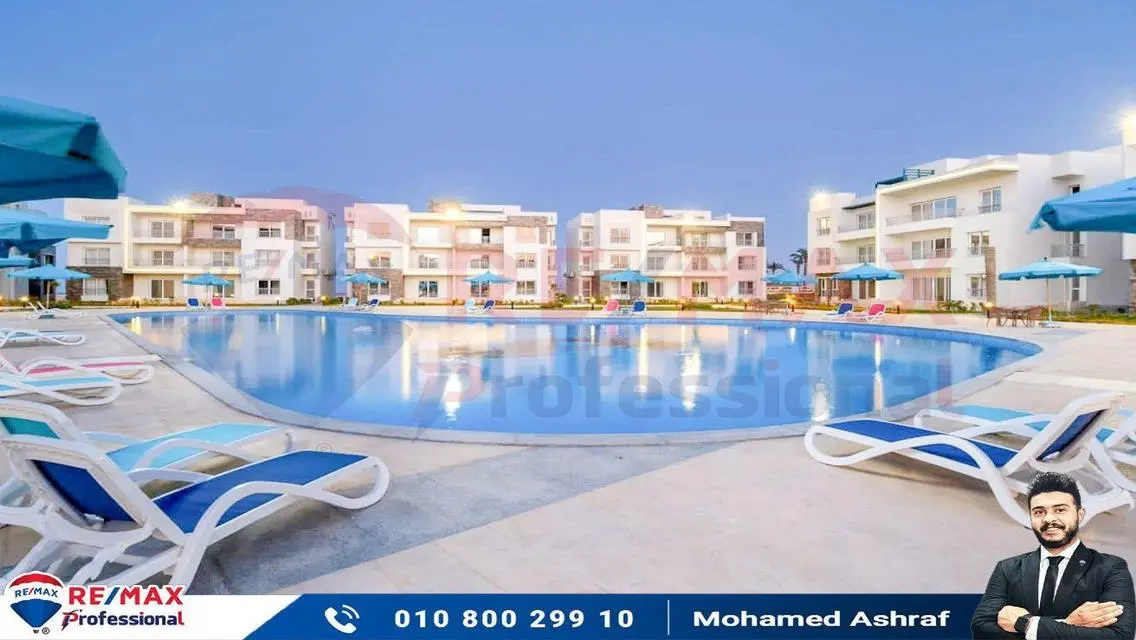 شاليه في قلب راس الحكمه مشروع  sea view بخصم 50 %