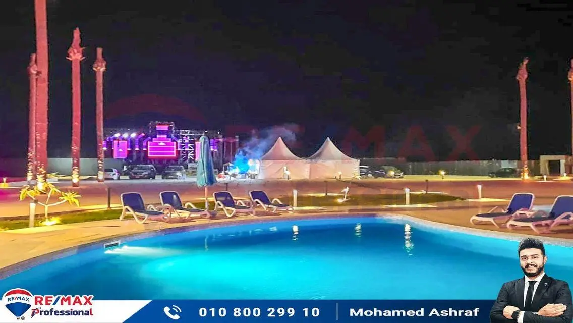شاليه في قلب راس الحكمه مشروع  sea view بخصم 50 %