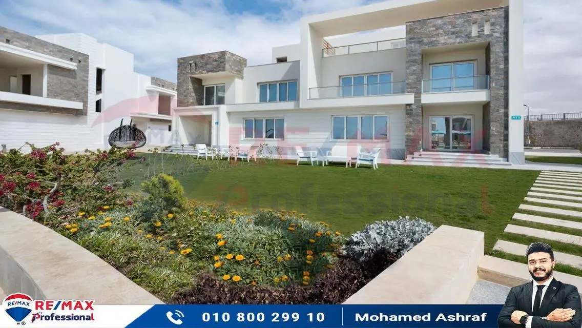 شاليه في قلب راس الحكمه مشروع  sea view بخصم 50 %