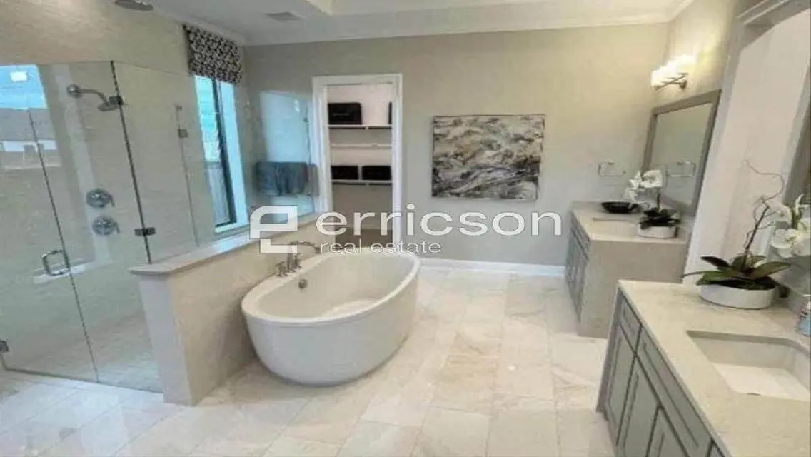 Apartment Resale Zed East With Lowest Price