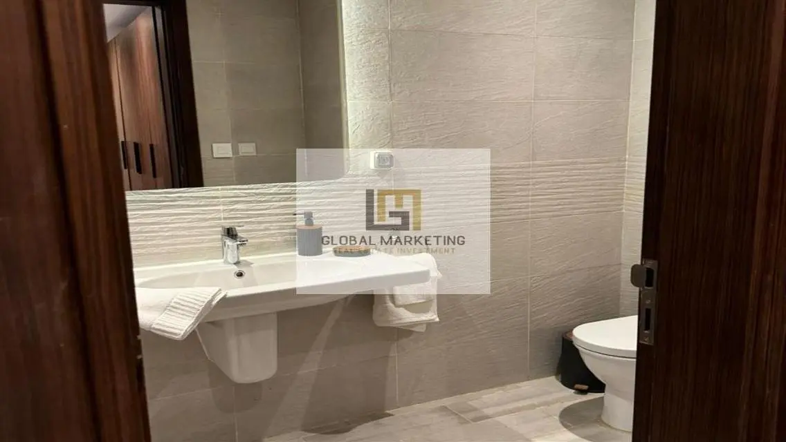 Furnished apartment for rent, hotel-style, ultra