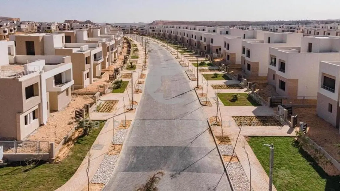 تاون هاوس كورنر متشطب في موقع مميز بأقل سعر للبيع